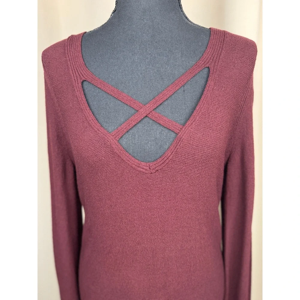 Free People‎ Casual Bohemian Crisscross Sweater Top Hi low Color Wine size M